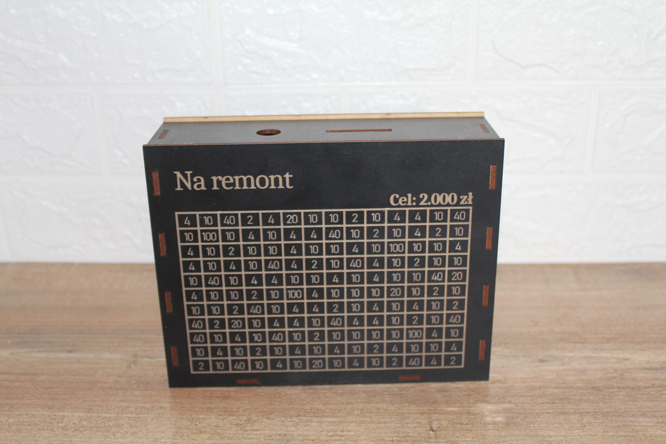 Skarbonka wykreślana personalizowana czarna - obrazek 5